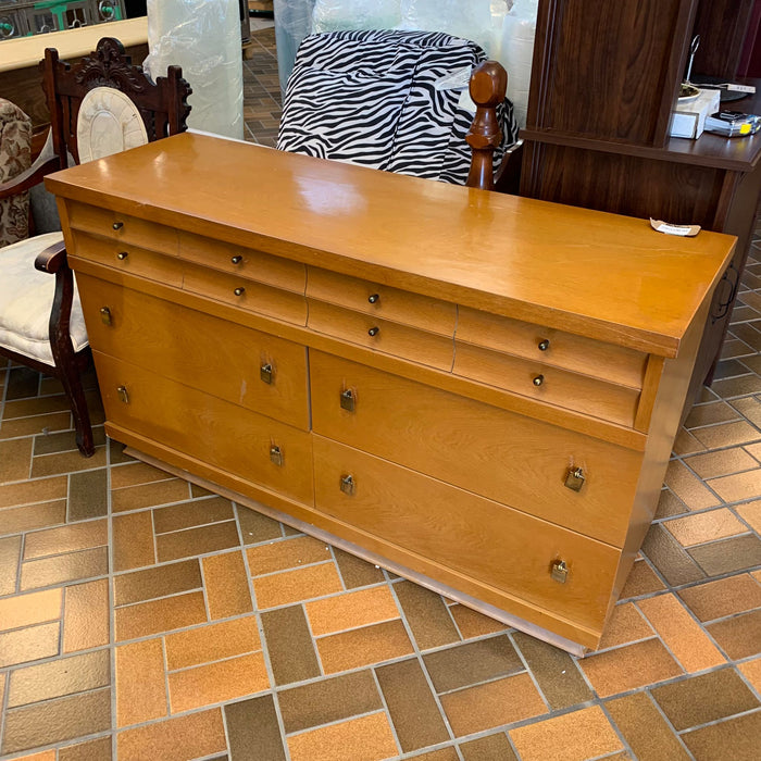 56-inch W 6-Drawer Oak Sideboard Dresser