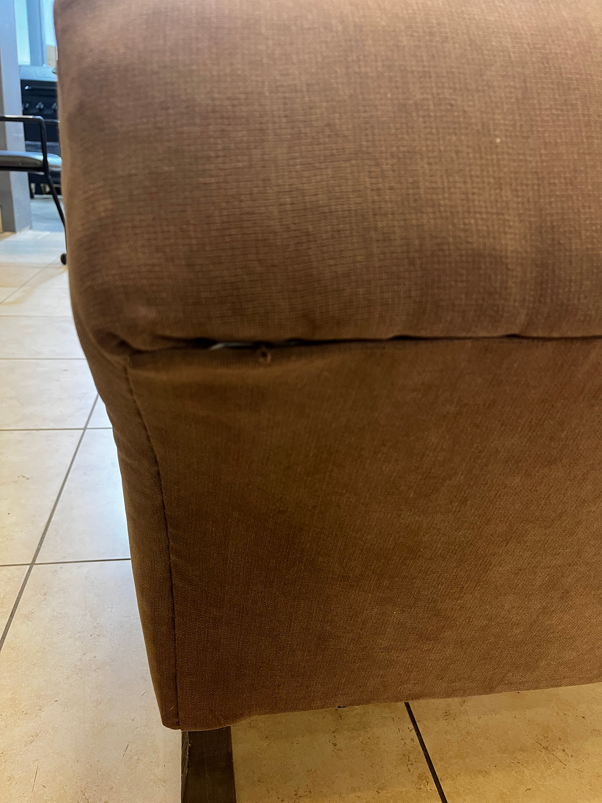 Espresso Lounge Chaise
