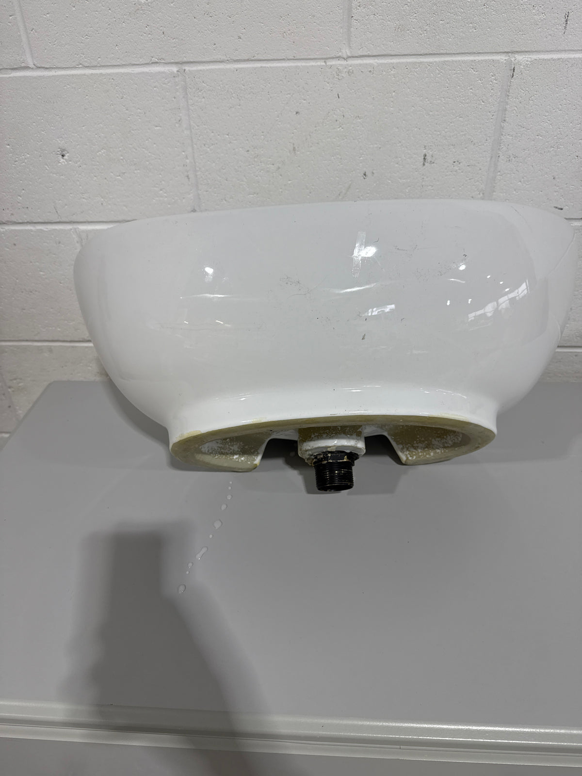 Victoria Plumb basin Bathroom sink