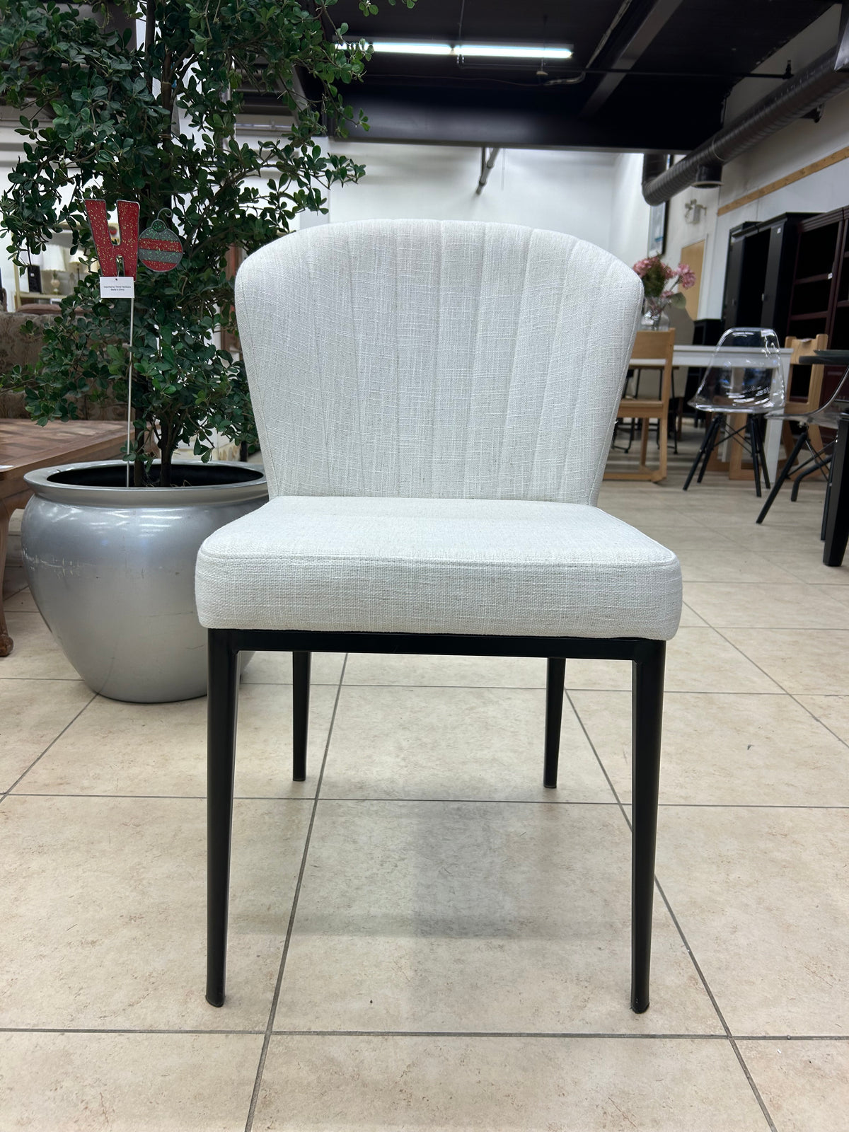 Caelinus Accent Chair