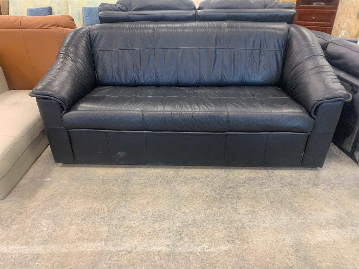 Leather Sofa With 3 Seats