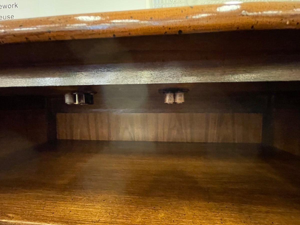Sweet Wooden Hutch with 1 Inner Drawer and 2 Lower Drawers
