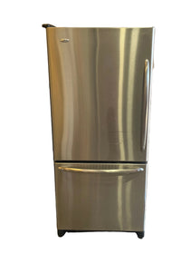 18.5 cu. ft. Amana bottom-freezer refrigerator