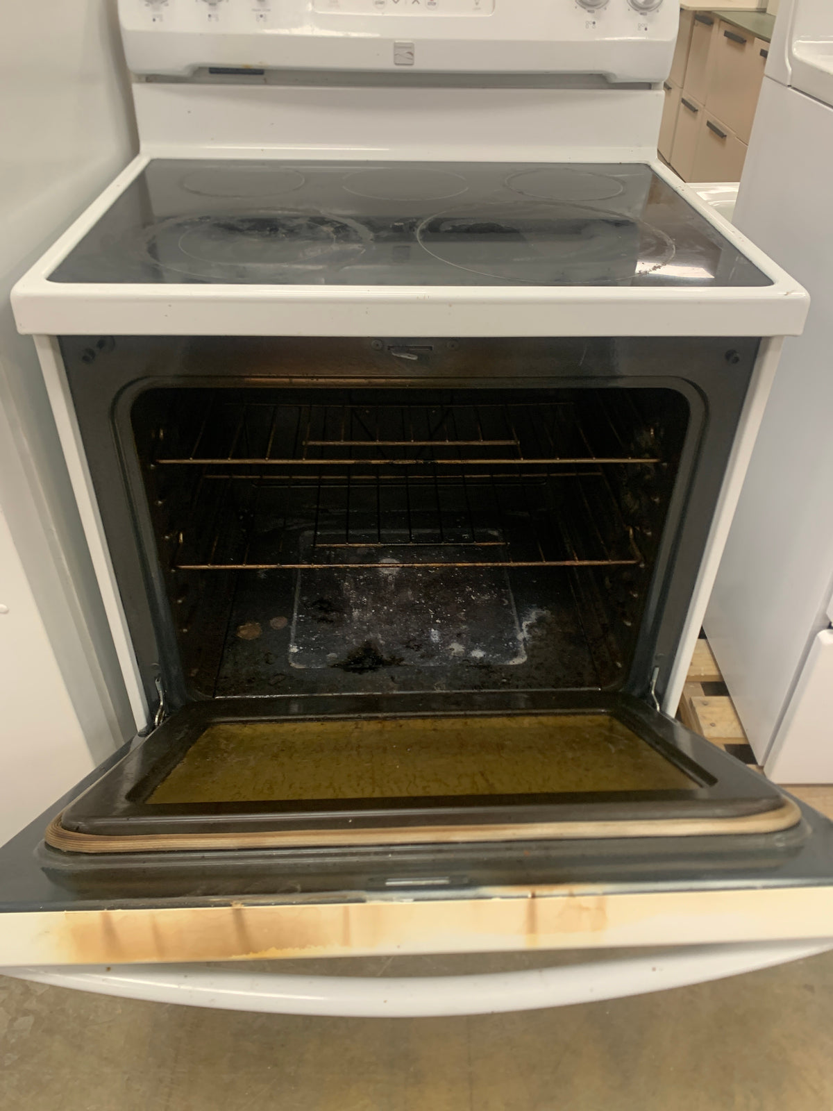 White Kenmore Glass Top Stove