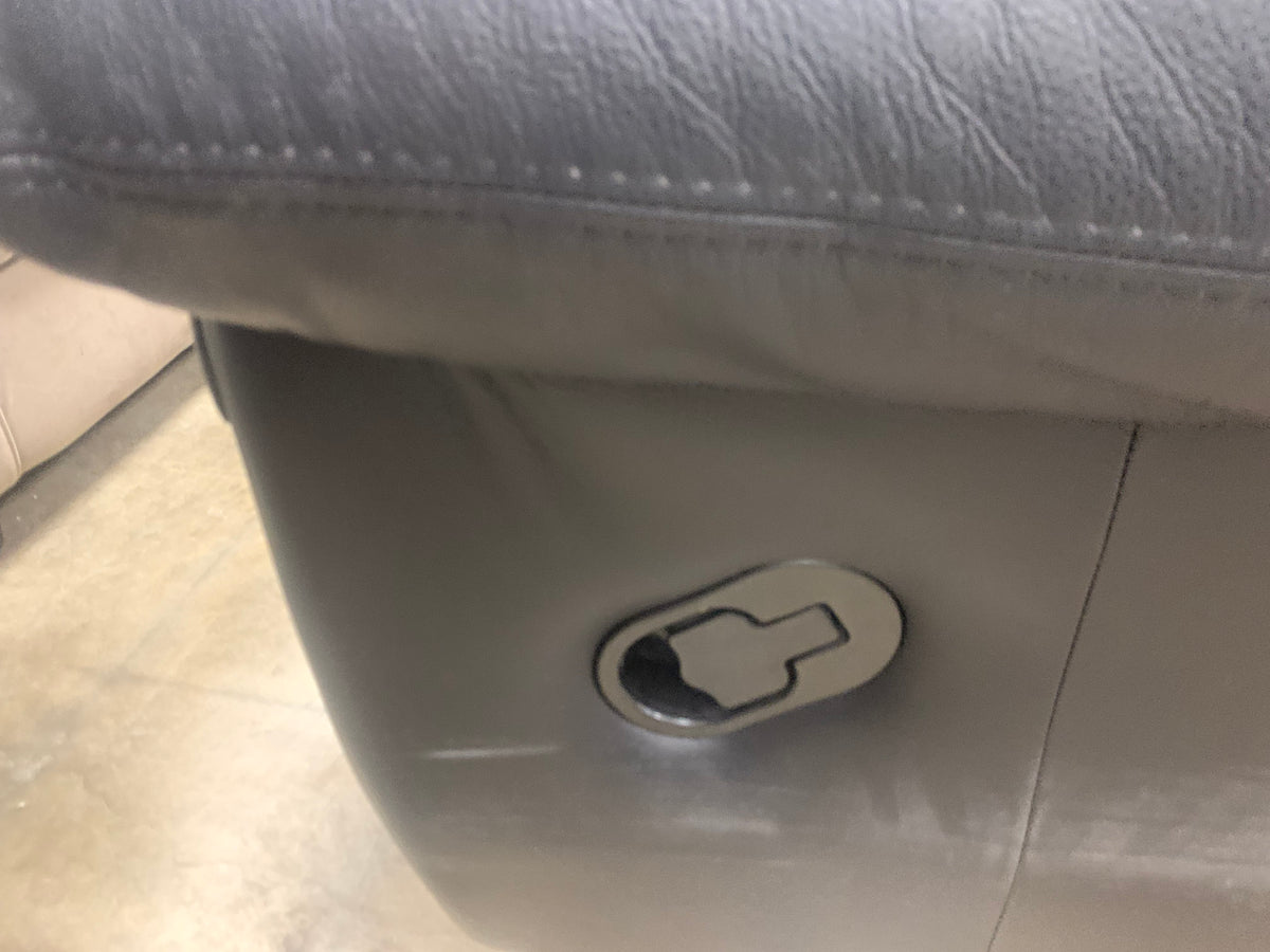 Black Leather 3-Seater Recliner