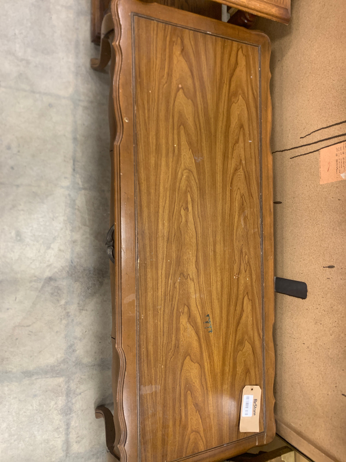 Coffee Table With Bronze Handle Drawer