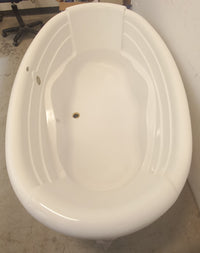 71-inch White Bathtub