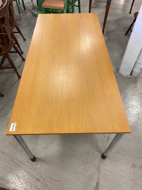Scandinavian Style Dining Table with Metal Legs