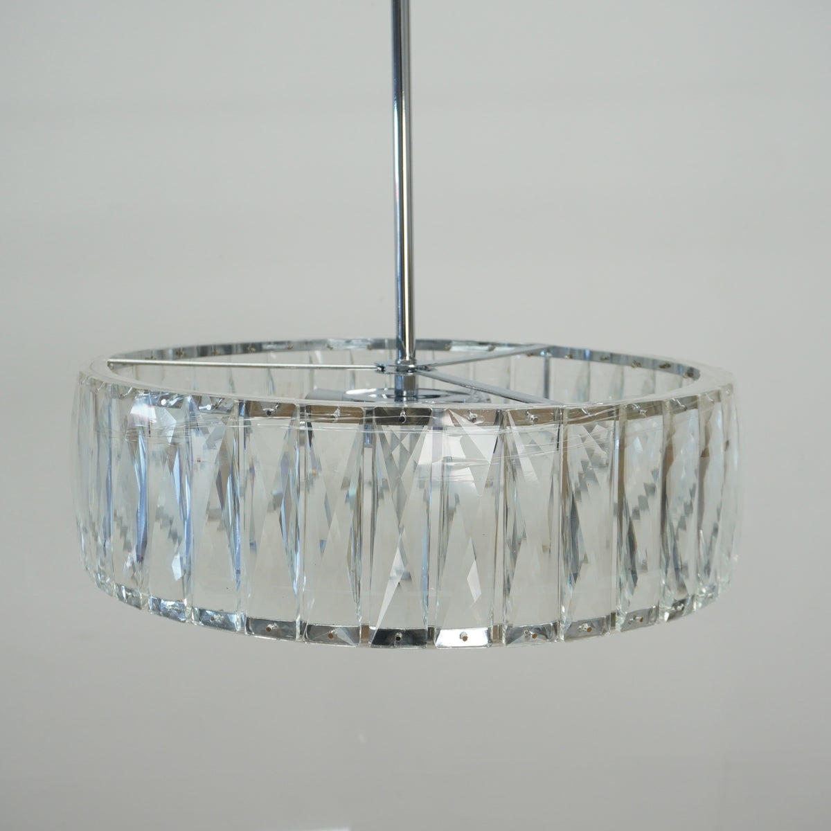 5-Light Round Pendant Light w/ Crystal Shade in Chrome