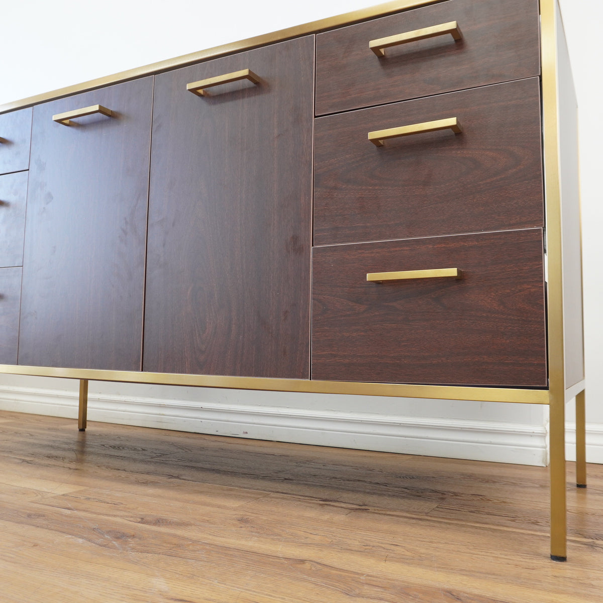 60-inch Brass Metal Frame Bathroom Vanity in Walnut