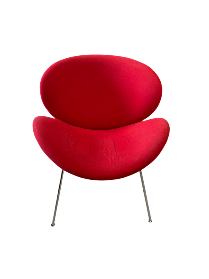 Slice fabric lounge chair in red