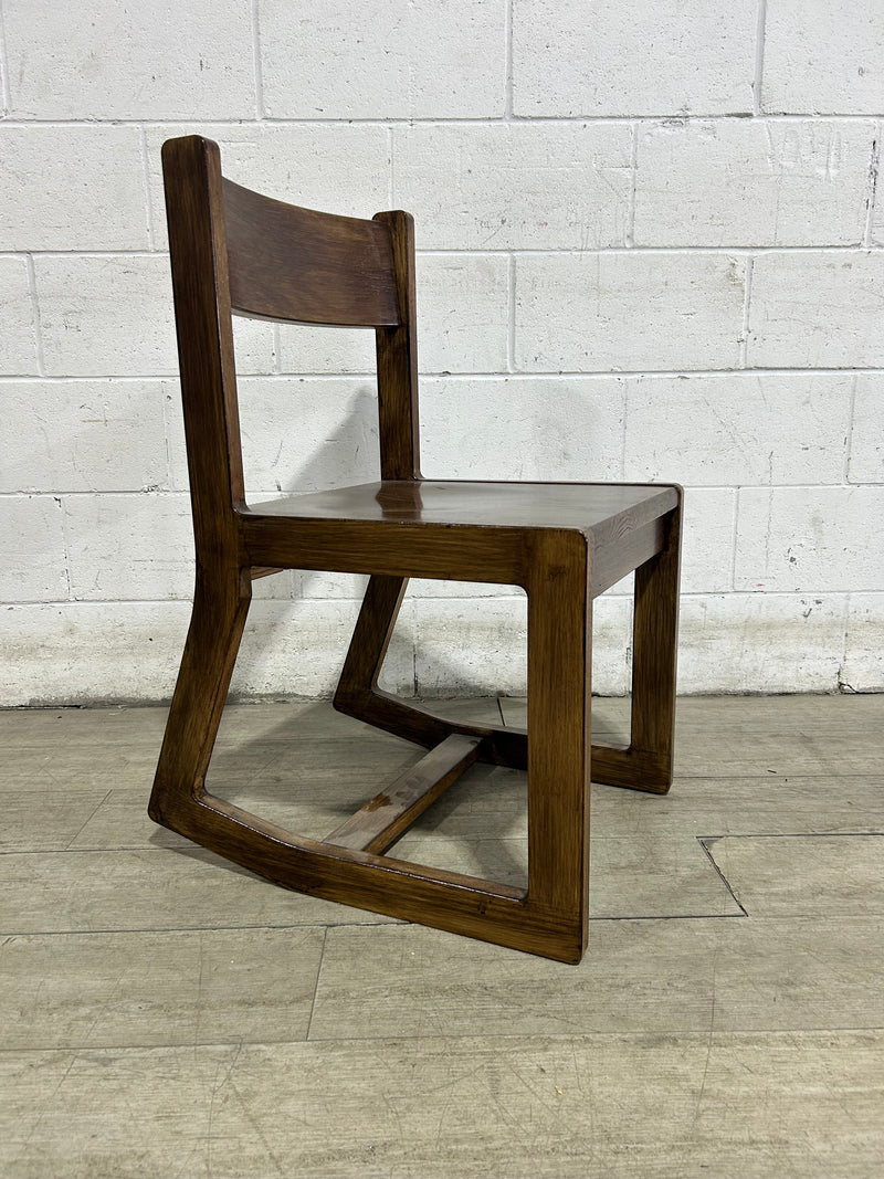 Sencillo MCM Sculptural Chair (Dark)