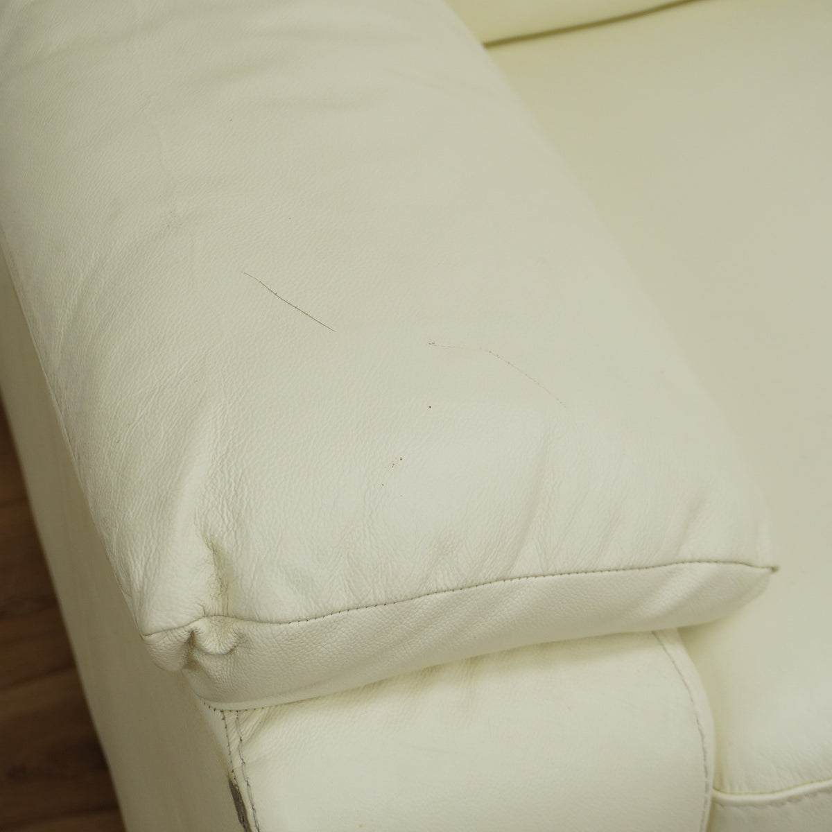 62-inch 2-Seater Leather Loveseat Sofa in White