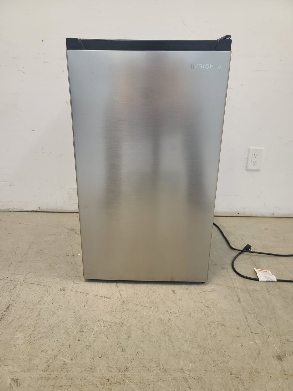 Insignia 4.4 Cu. Ft. Mini Fridge