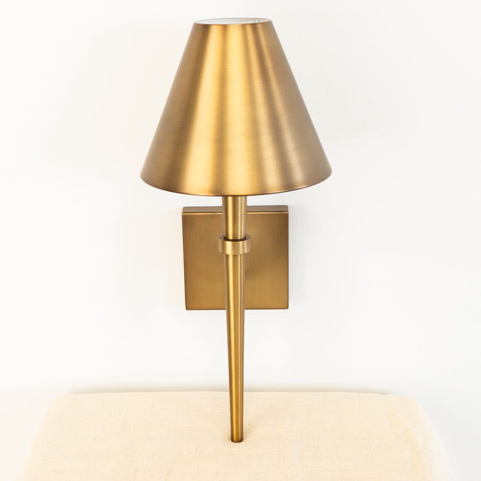 1-Light Sconce in Aged Brass