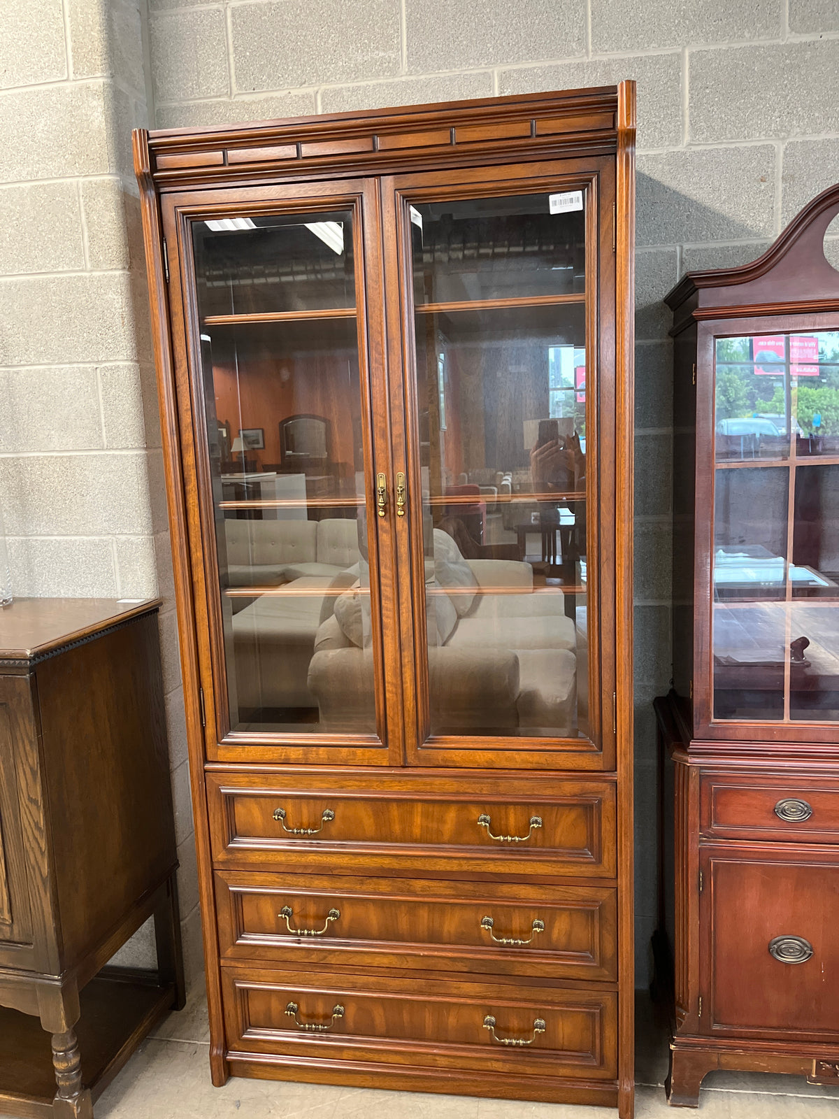 36"W Sideboard with Hutch