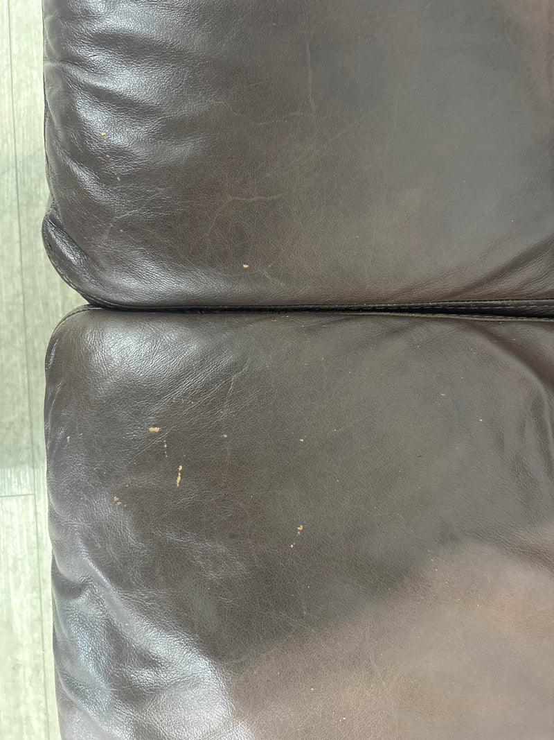 Cuio Leather Two-seater