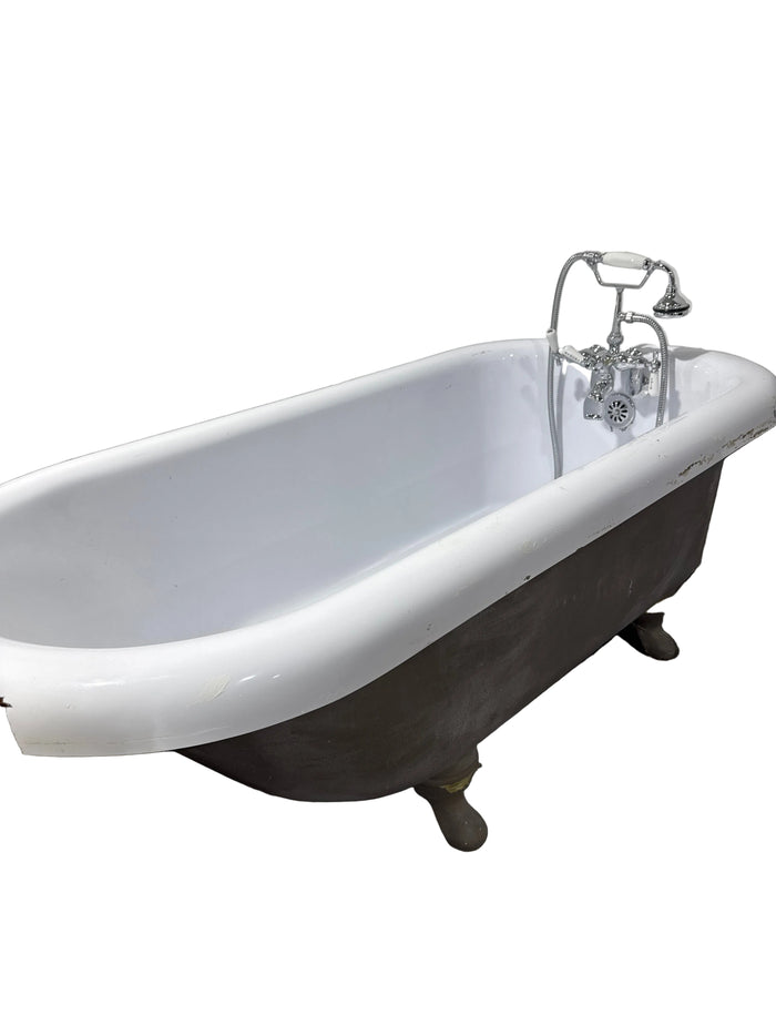 Iron Cast Claw Foot Tub