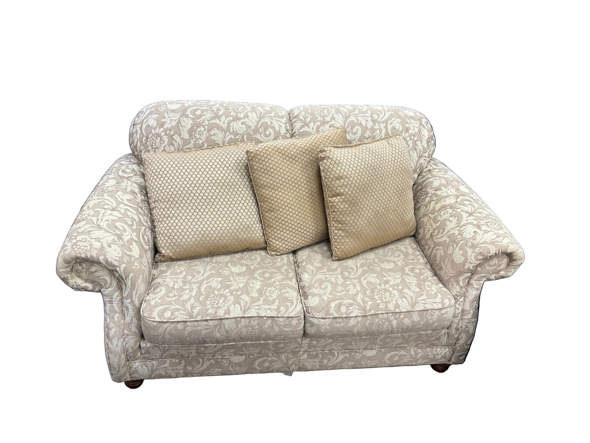 Traditional Cream Floral Loveseat
