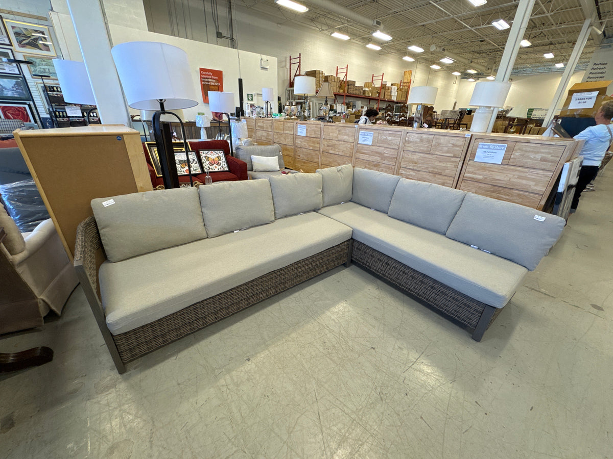 Hampton Bay Harrisview 6-Seat Wicker Sectional Patio Set, Brown with Grey Cushions