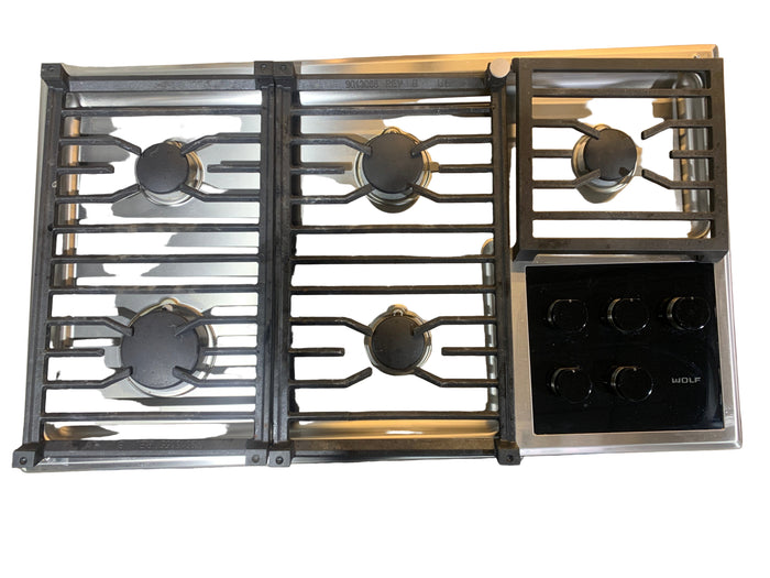 Wolf 36" Natural Gas Cooktop 5 Dual-Stacked Sealed Burners