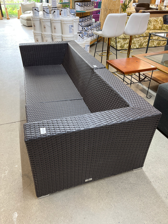 99"W Patio Sectional in Plastic Wicker