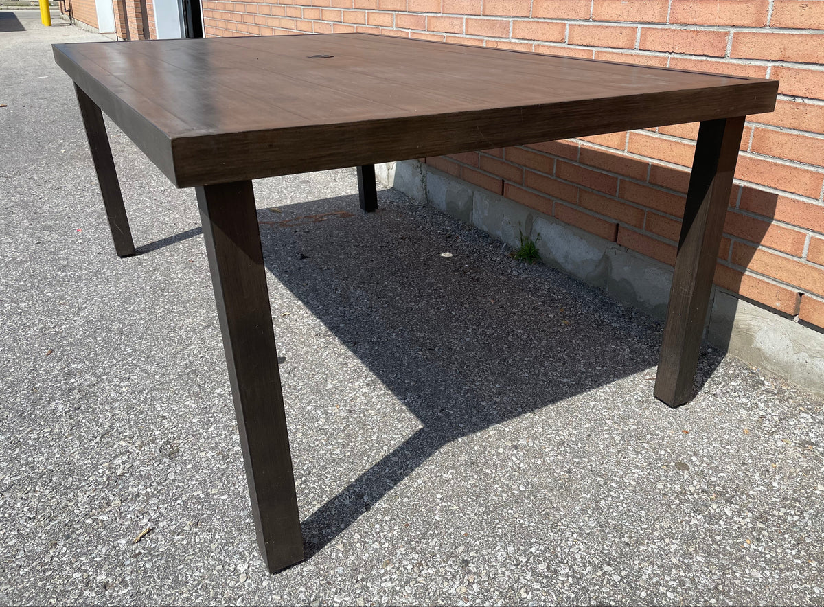 Metal Patio Table with 6 Light Gray Chairs