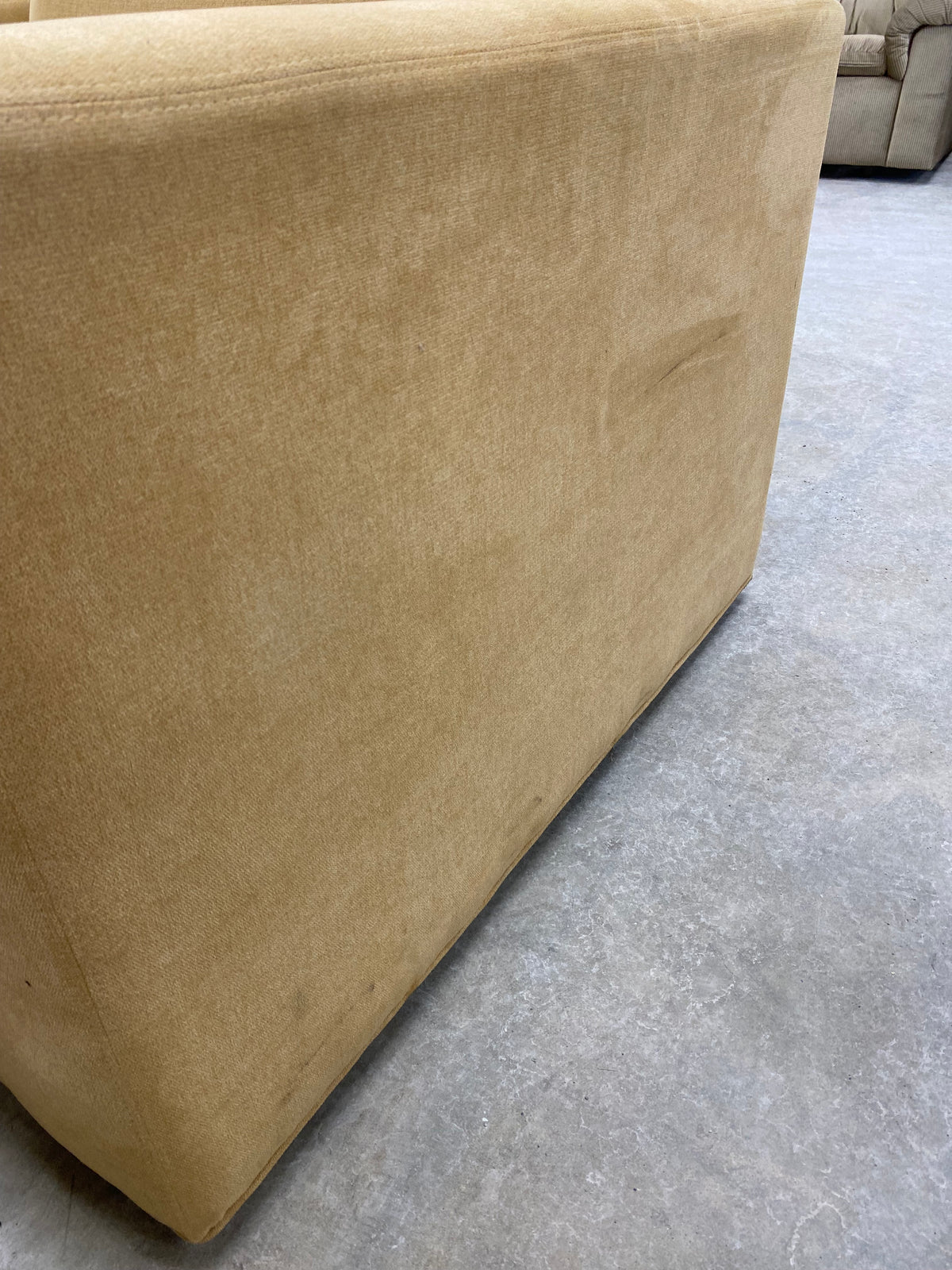 Tan gresham house Square Swivel Chair