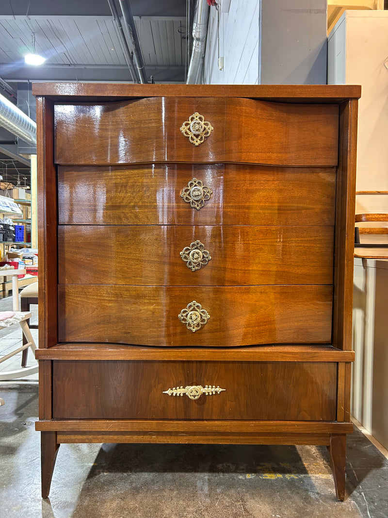 Princeville Dresser