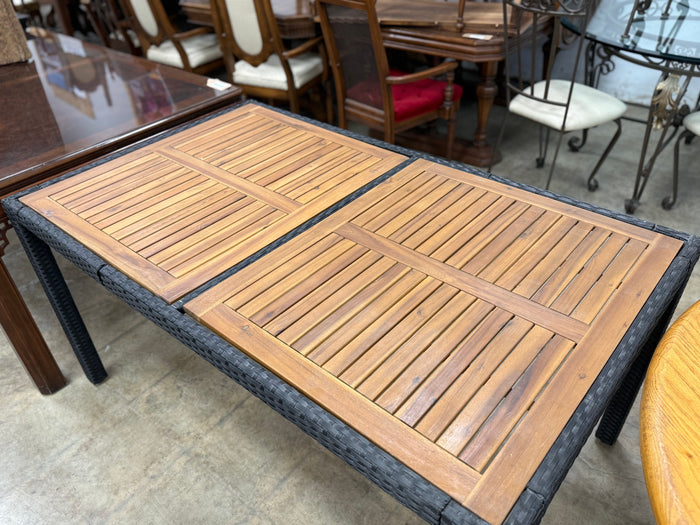 Black and Honey Brown Wicker Patio Table