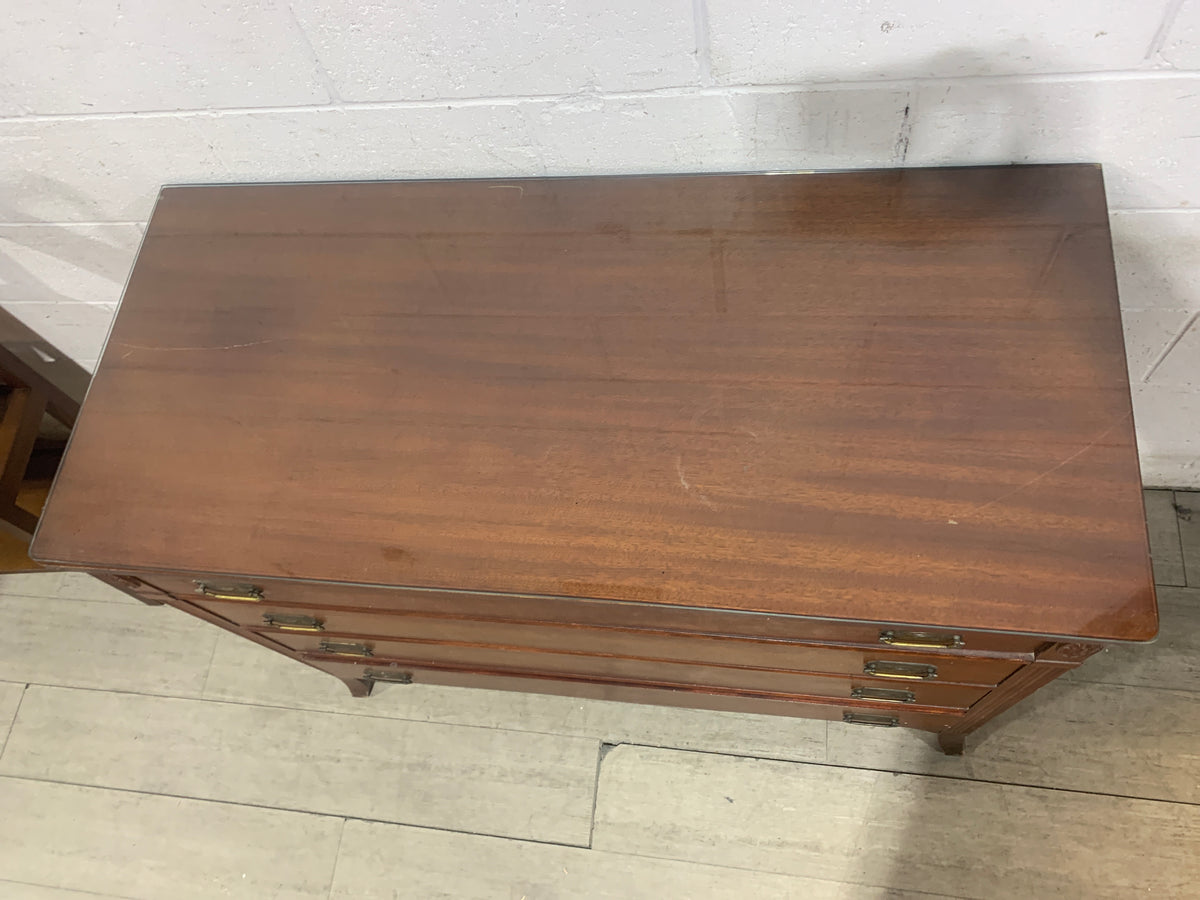 Pepplers Dresser with Glasstop