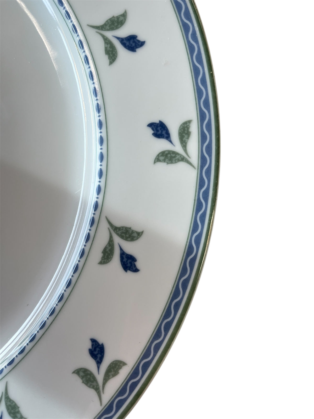 Gaiety by Oneida 58 Piece Dishware Set