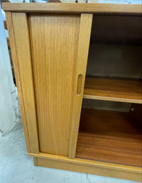 Retro Entertainment Unit with Slat Sliding Door