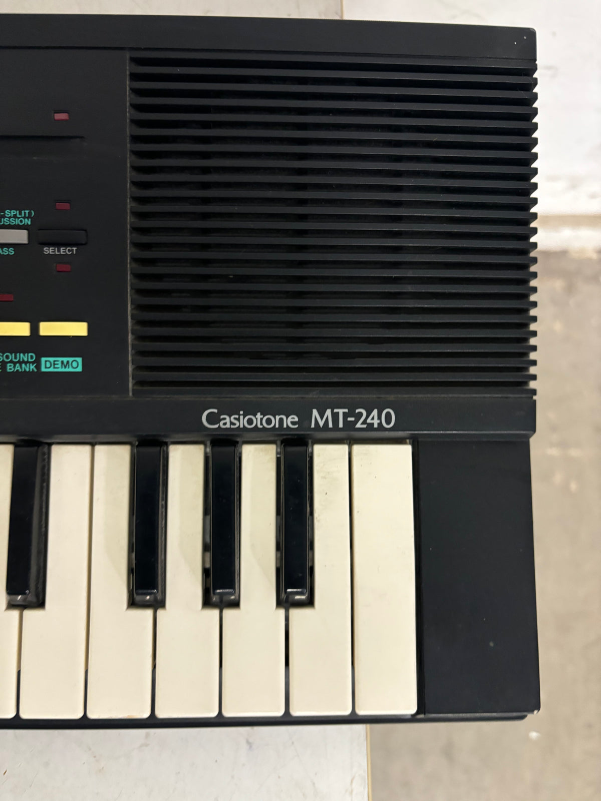 Casio Casiotone MT-240