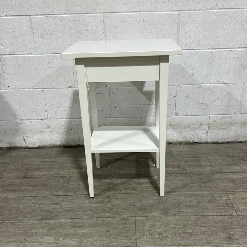 Belso White Nightstand