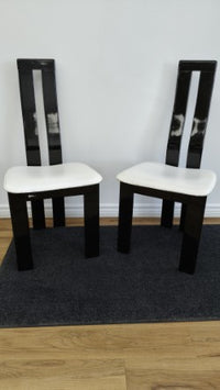 Black Gloss Chairs with White Seat