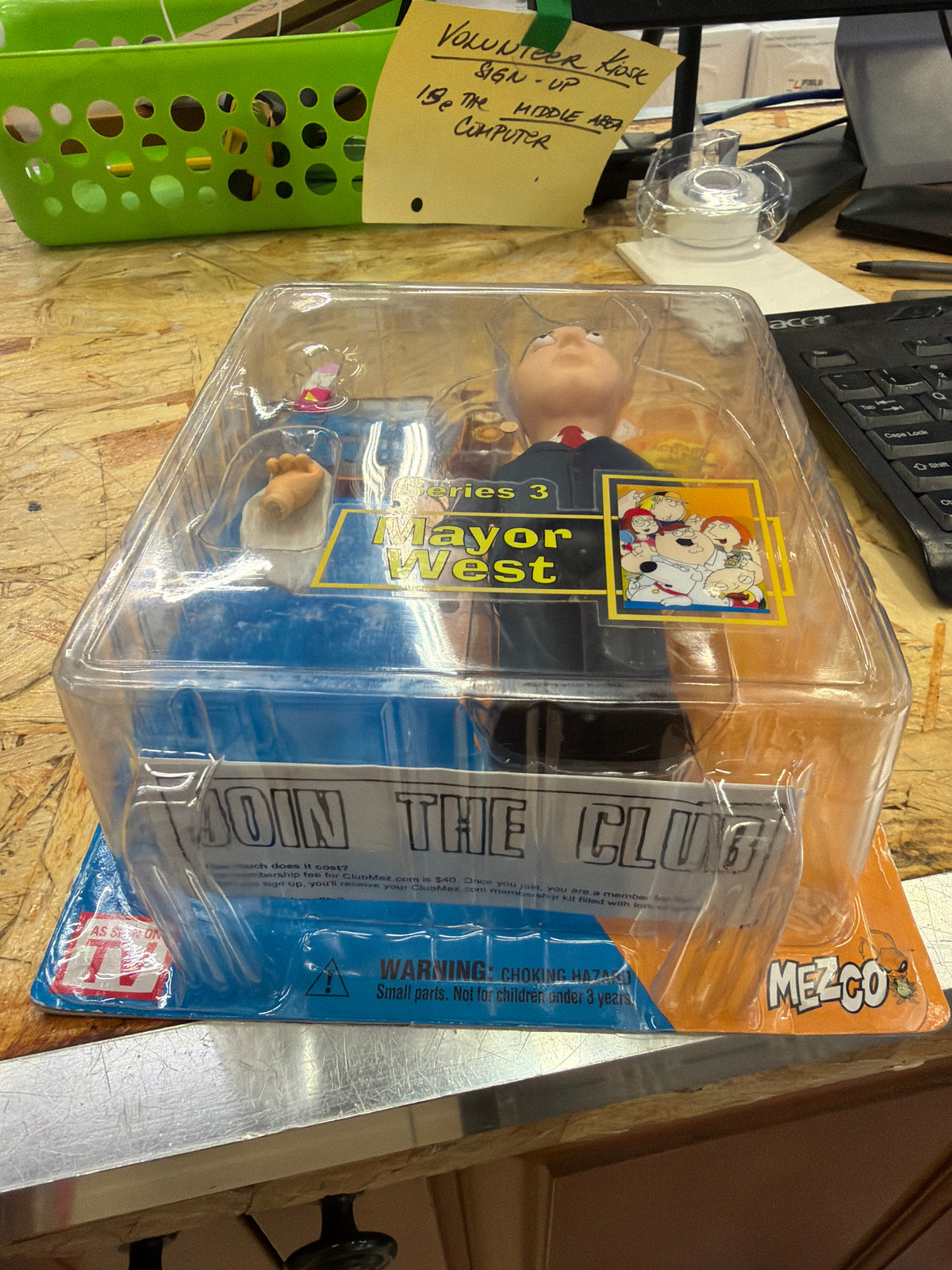Mezco Toyz Family Guy Series 3 Mayor Adam West Action Figure - New In Box