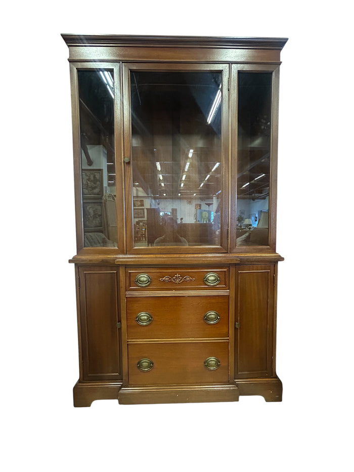 Traditional China Hutch