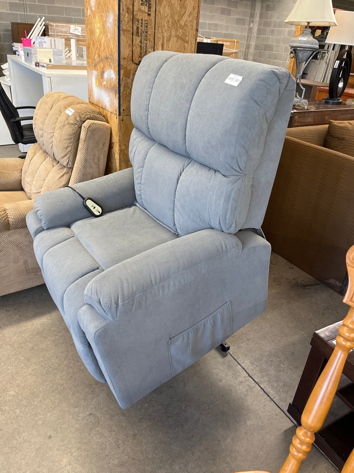 34"W Recliner Armchair in Grey Corduroy