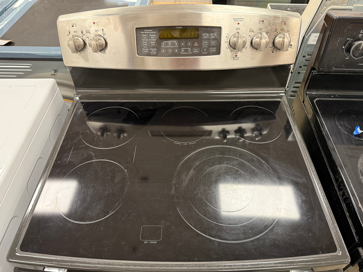 Black and Stainless Steel GE Free-Standing Electric Stove