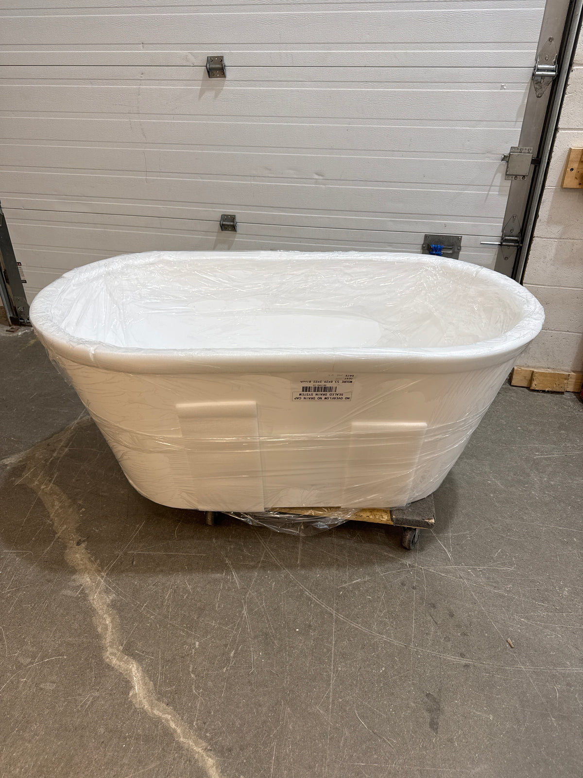 54 In. Wide White Acrylic Freestanding Soaking Bathtub