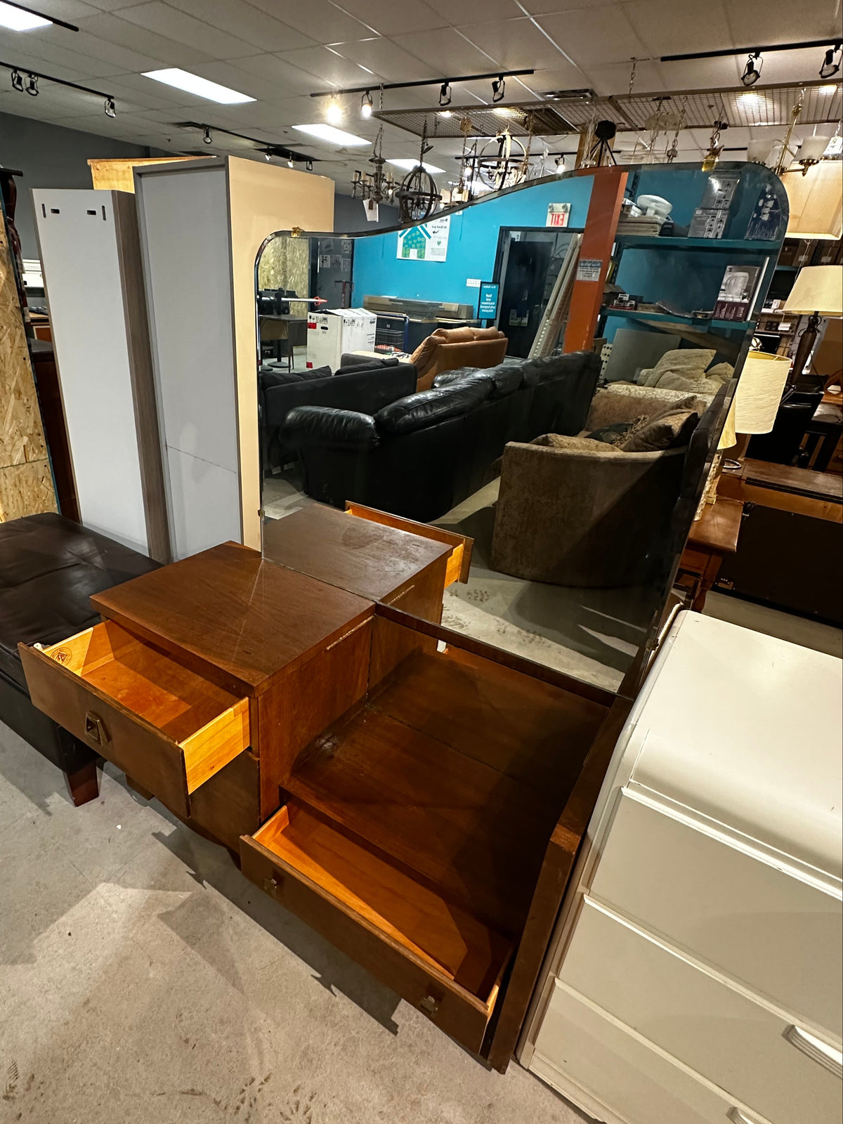 Mid Century Modern Wooden Vanity With Mirror