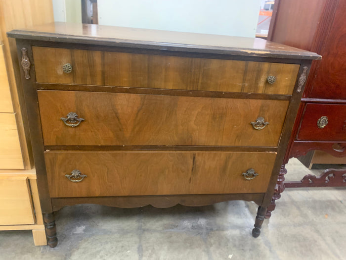 Vintage 3 Drawer Dresser With Mirror