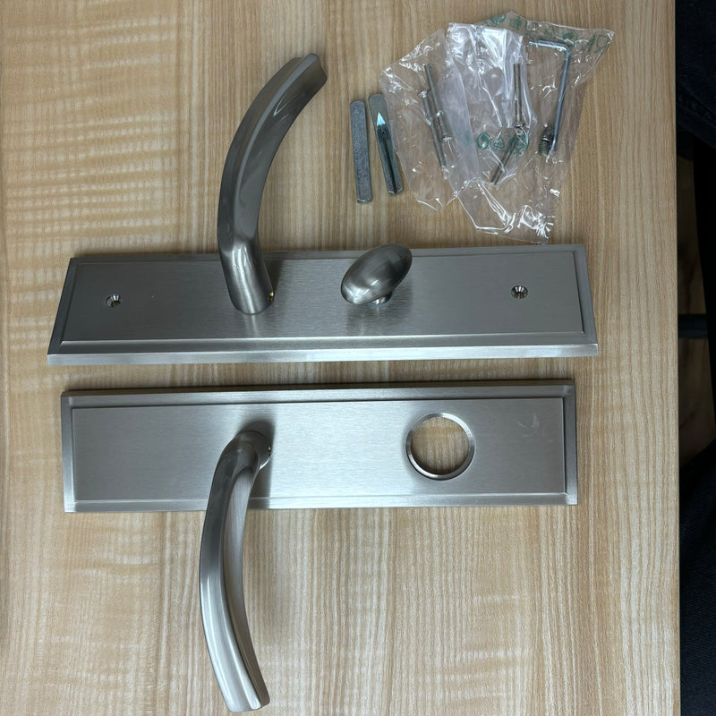 Left-Handed Door Lever with Thumb Turn in Brushed Nickel, 8525BOSSEMLH15