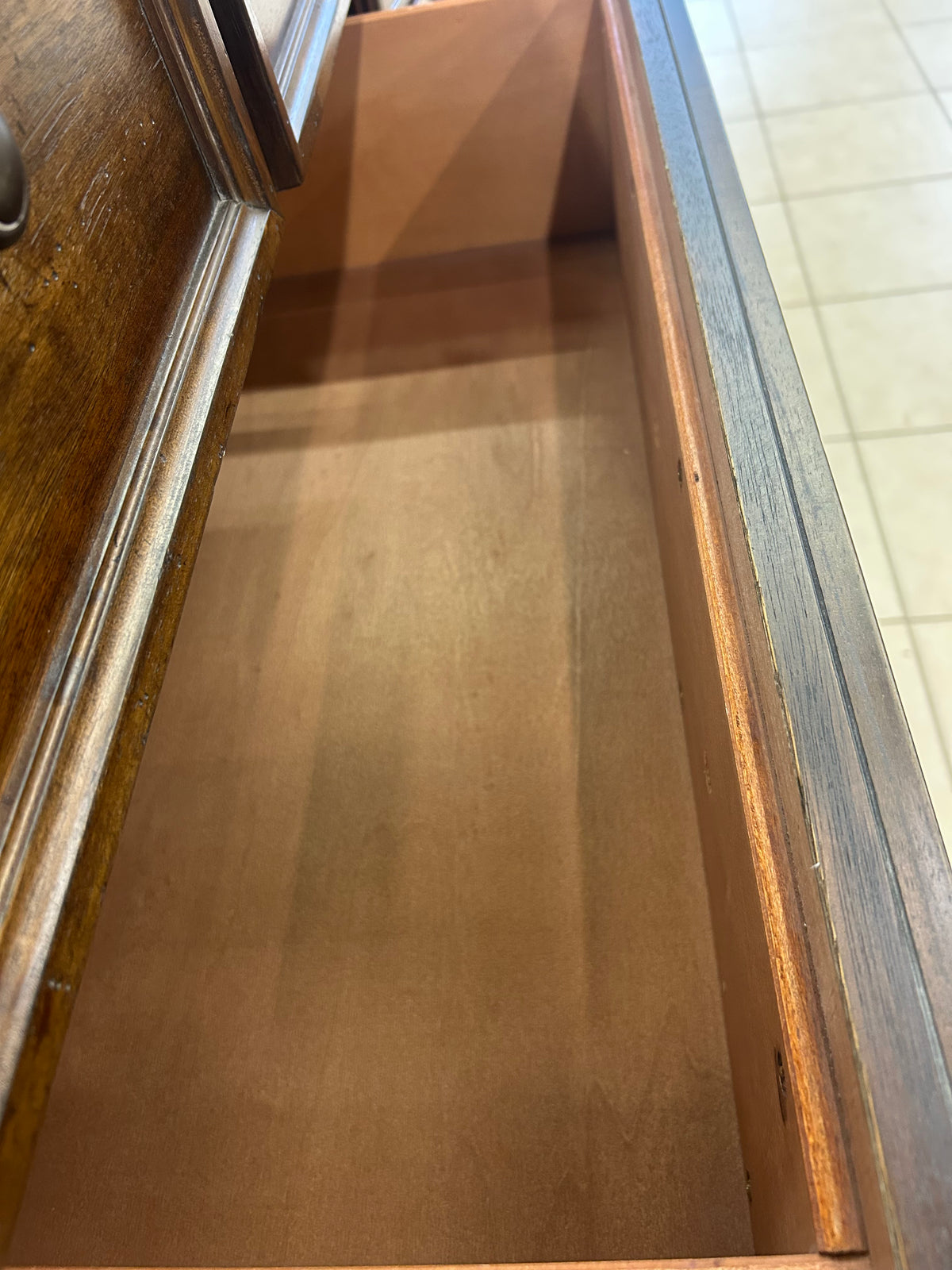 Feurte 6-drawer Dresser