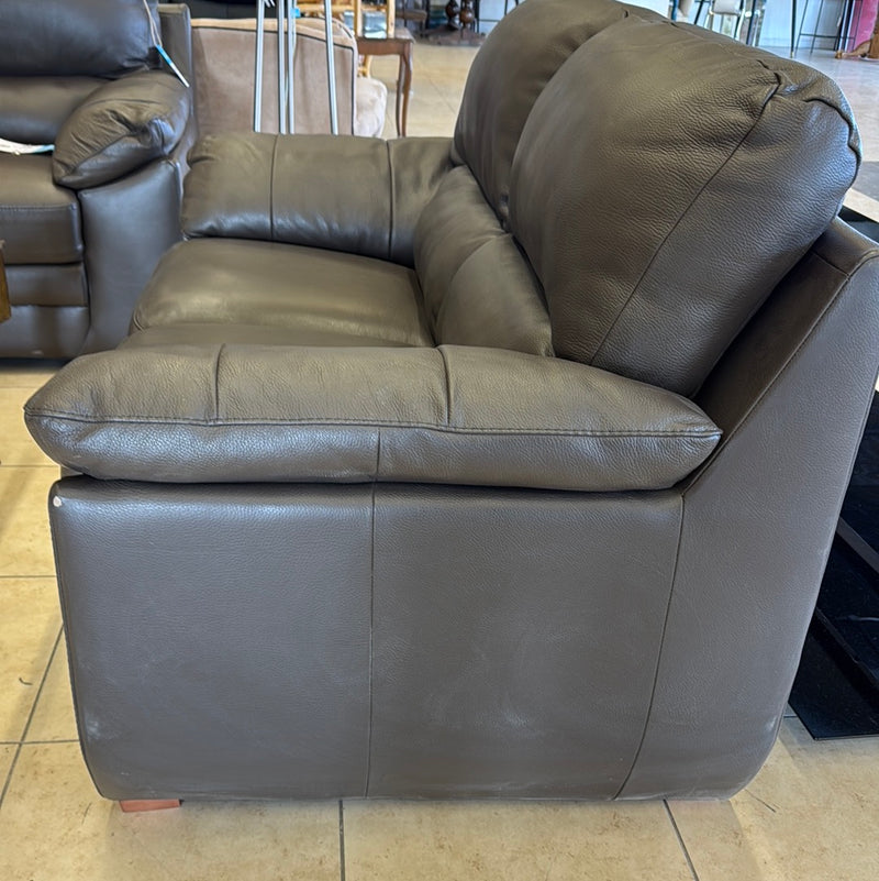 2-Seater Leather Sofa