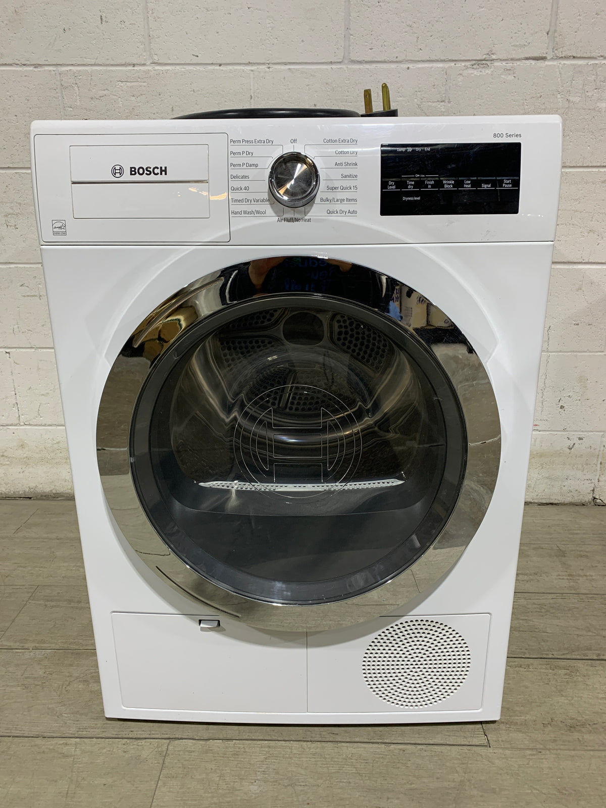 Bosch 800 Series Dryer 24"