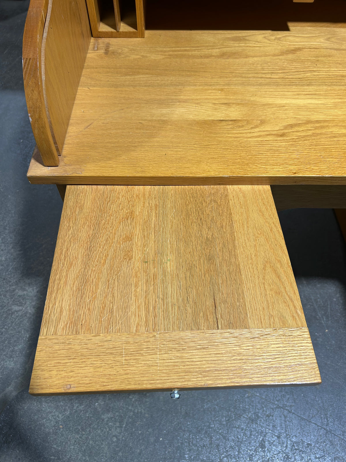 Honey-oak Roll-top Pedestal Desk