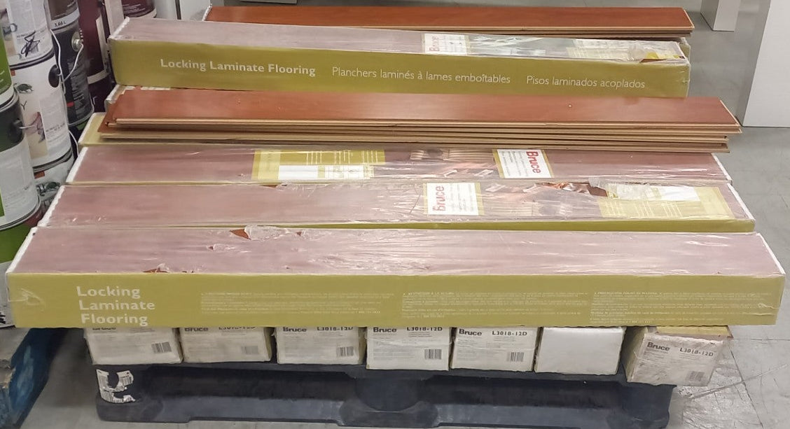 Bruce Locking Laminate Flooring (Whole Skid)