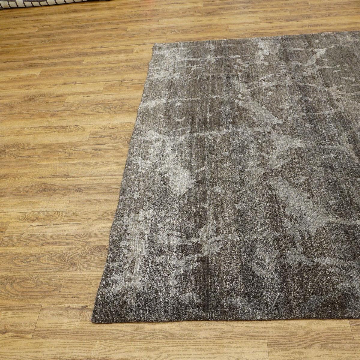 8x10-ft Wool Area Rug, Silk Shadows Abstract